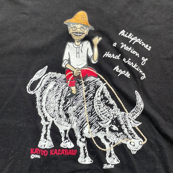 Philippines graphic t shirt size L - Picture 2 of 2